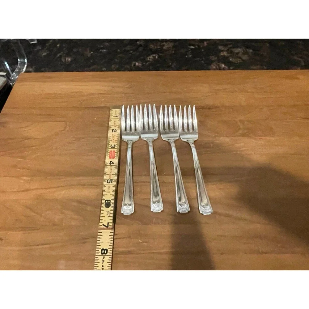 4 Vintage Viceroy Plate USA Silverplate Lunch forks